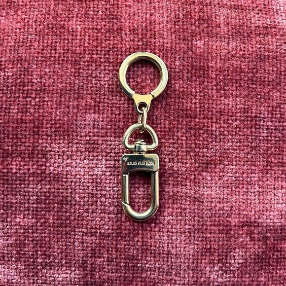 LOUIS VUITTON Charm Keyholder Gold Key Ring Anneau Cles - Picture 3 of 5
